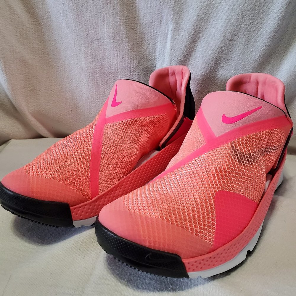 Nike Go FlyEase Pink Gaze Men's 11 / Women's 12.5